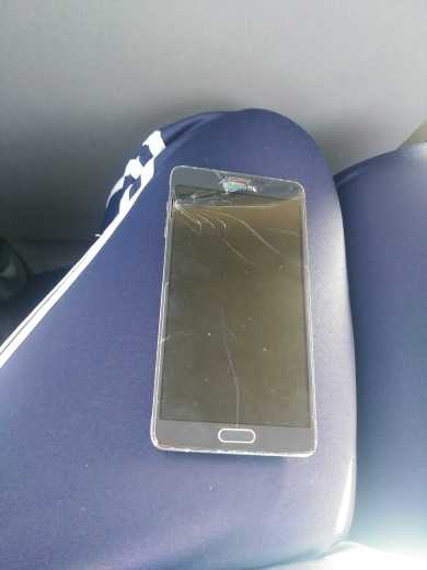 Samsung Note 4 w/ Broken Screen